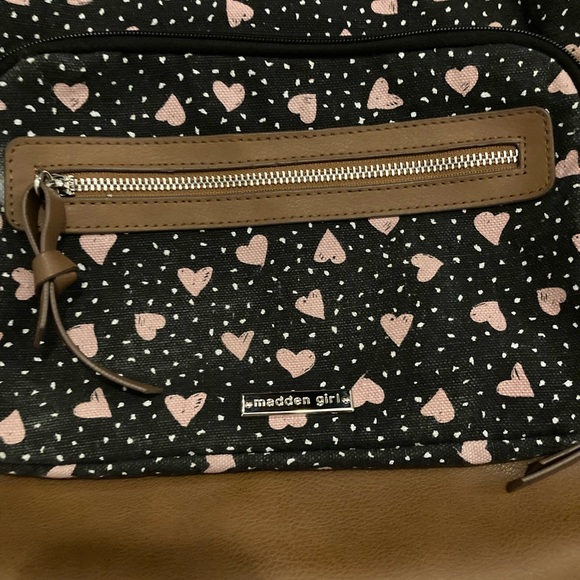 Madden girl School Book bag. - Picture 3 of 13